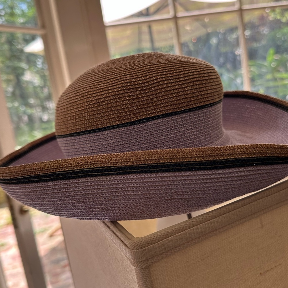 Two-Tone Brown and Lavender Wide Brim Sun Hat - Picture 1 of 3